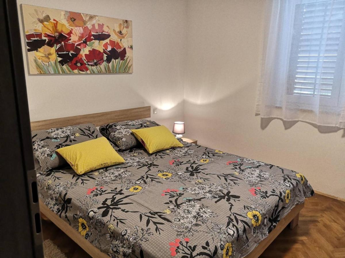 Eugenia Apartment
