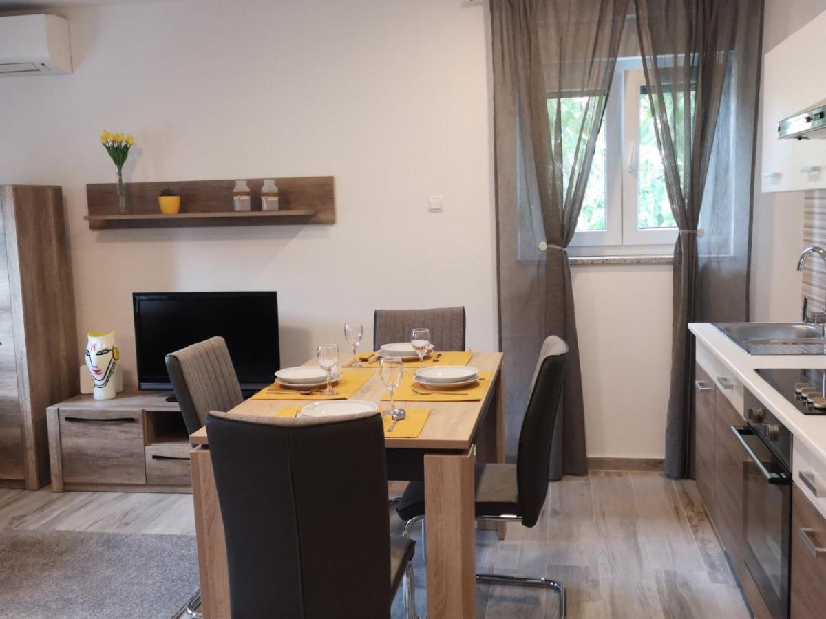 Apartment Eugenia *